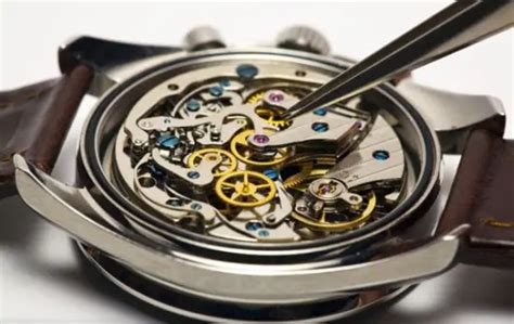 are rolex watches assembled by hand or machines